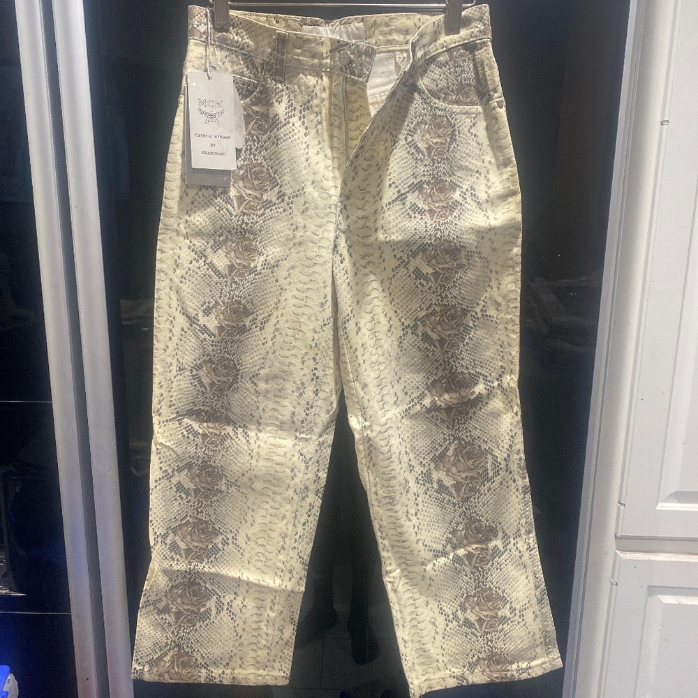 Ladies MCM Vintage Snake Print Capri Pant